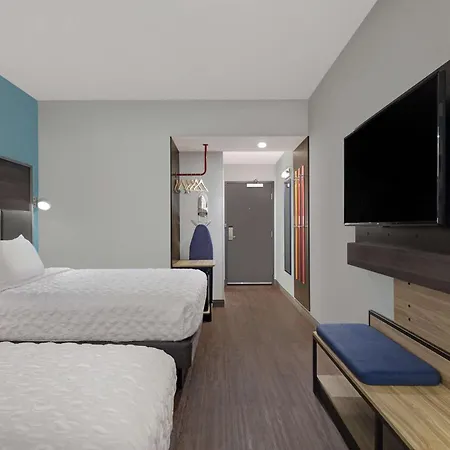 Tru By Hilton Tukwila Seattle Airport, Wa Hotel Exterior photo